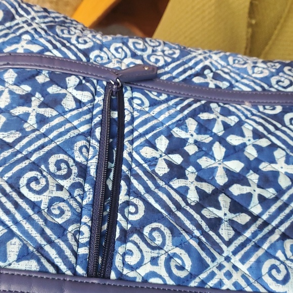 Vera Bradley Purse - Picture 7 of 7